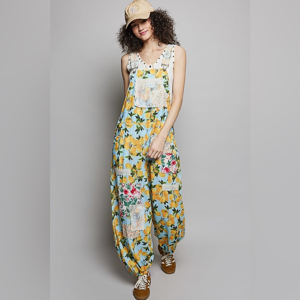 POL Summer/Spring Collection Laced Patchwork Overalls Detailing - Picture 2 of 6